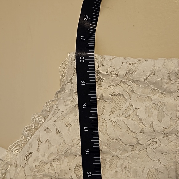 Torrid White Lace Square Neck Crop Top - Picture 8 of 9